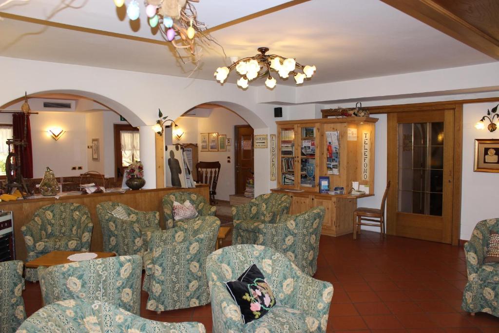 Hotel Rosalpina Сорага Екстер'єр фото